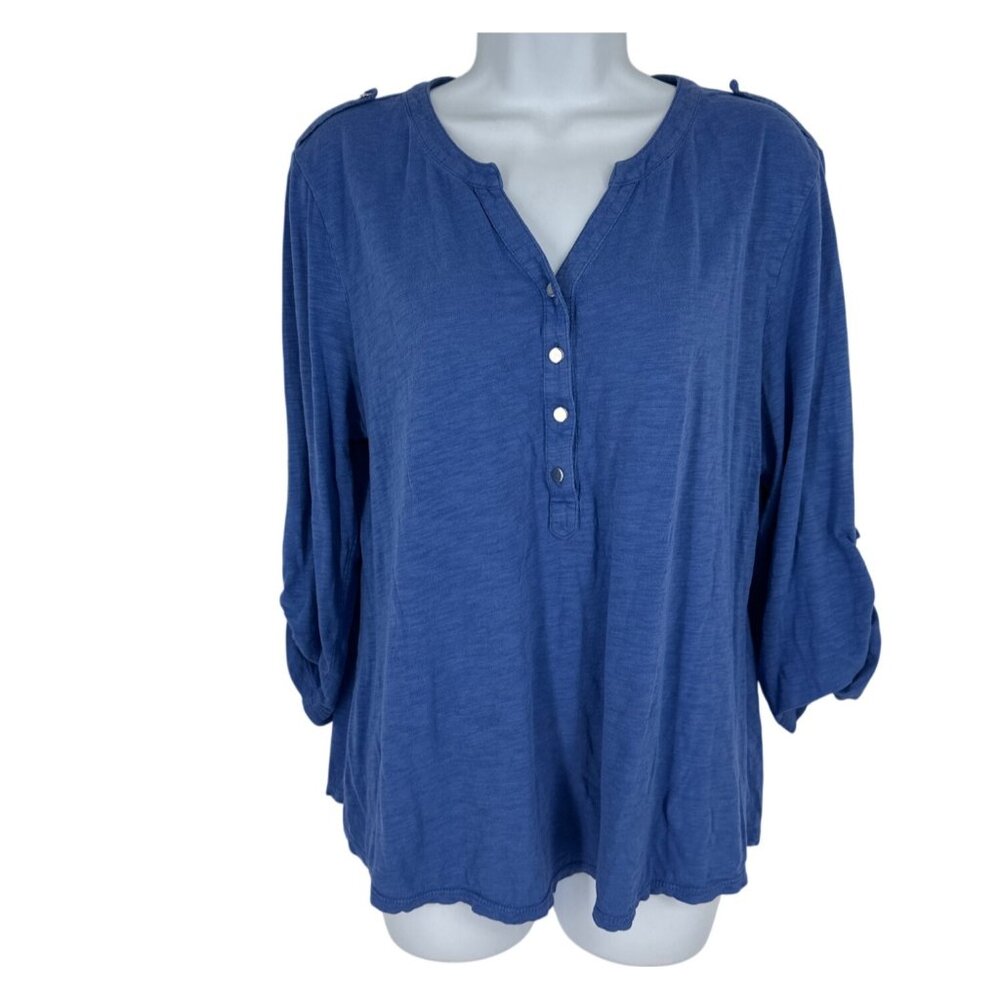 Chicos Blue 3/4 Sleeve Henley Shoulder & Sleeve Tabs Women's Size 1 US M